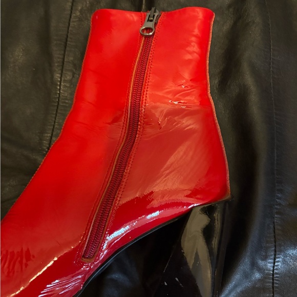 L’Intervalle Red Patent Leather Ankle Boots - Picture 4 of 9